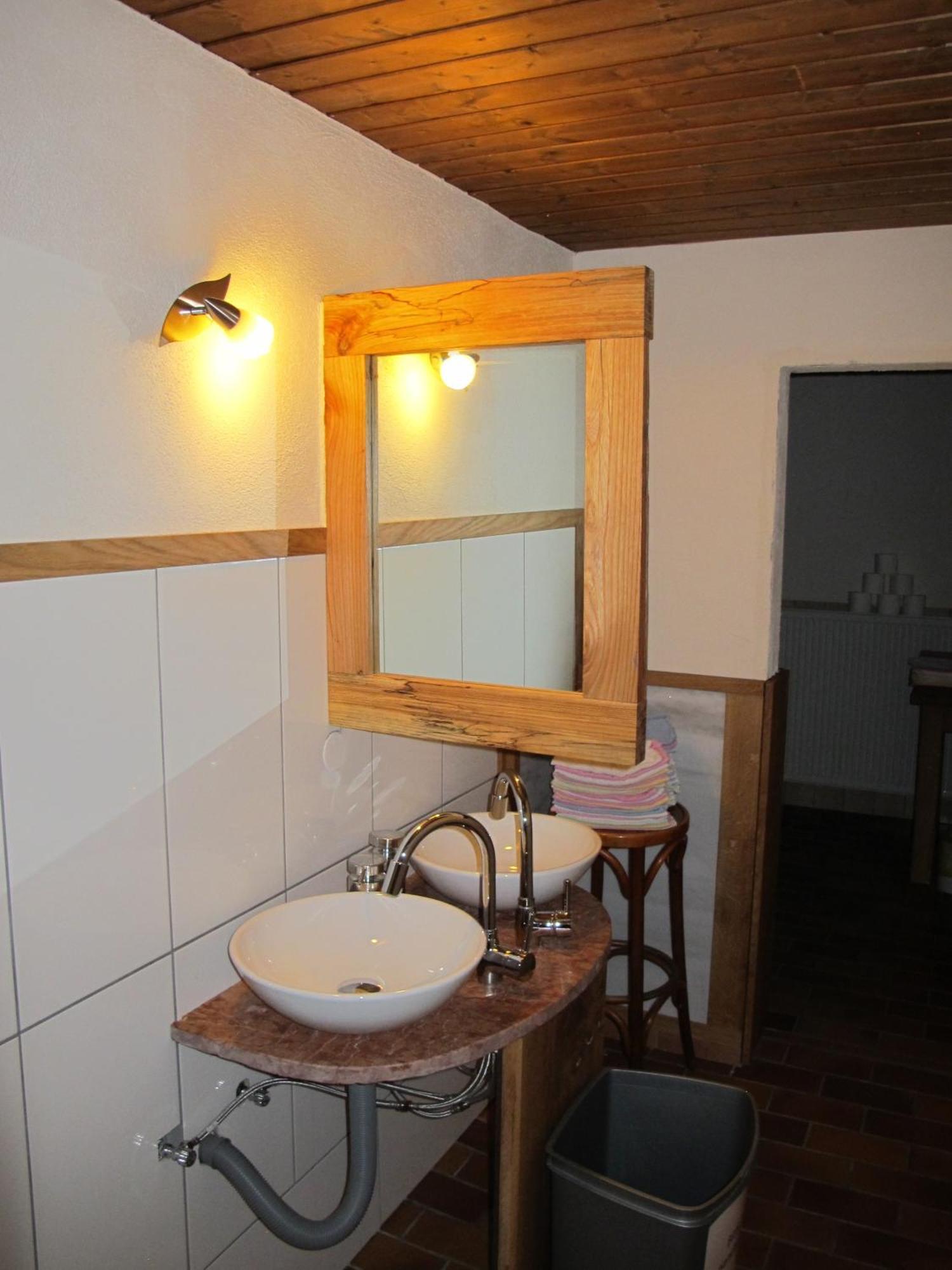 Schiff Bihlerdorf - Hostel Екстериор снимка