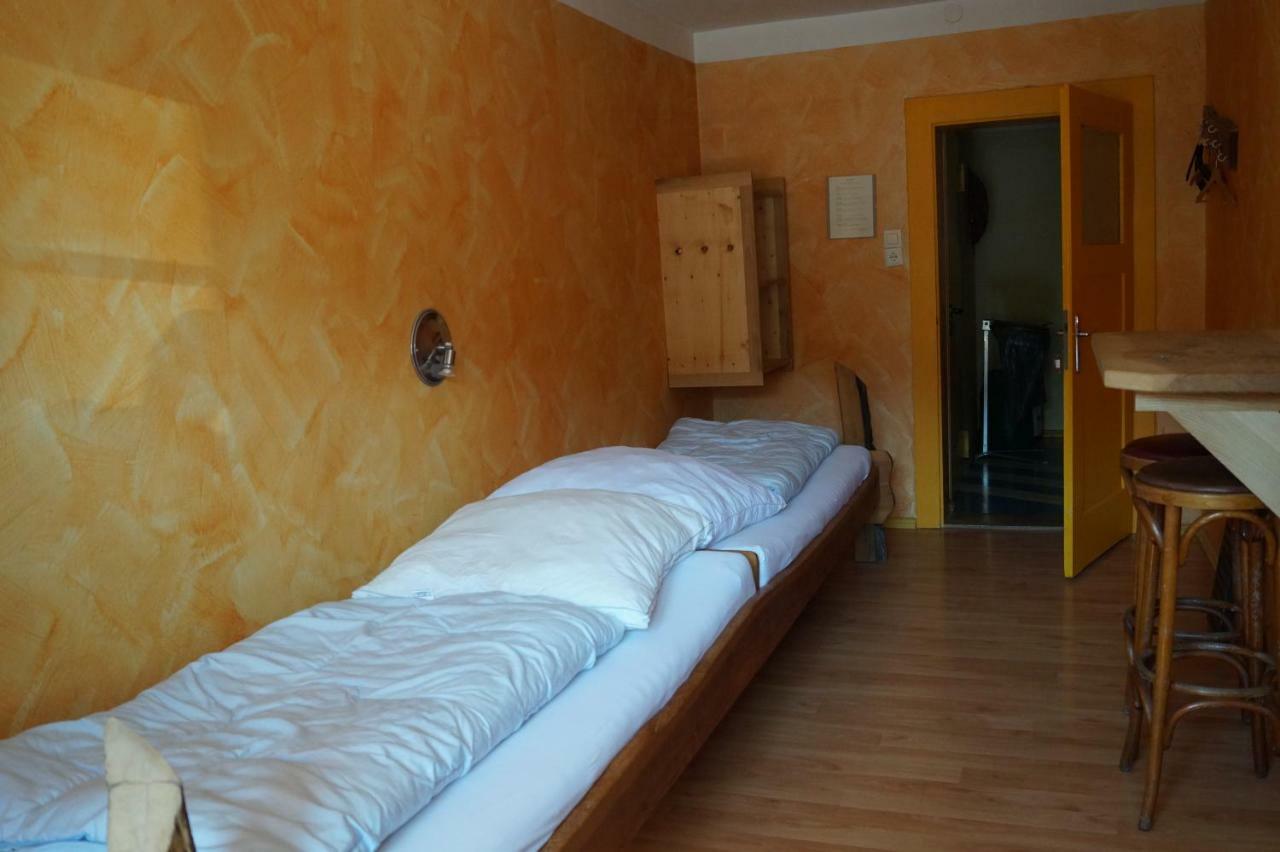 Schiff Bihlerdorf - Hostel Екстериор снимка